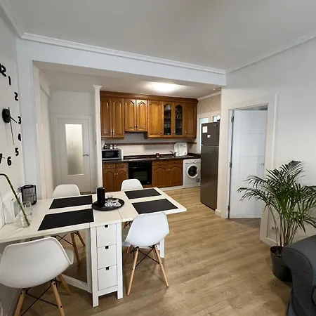 Piso Playa Ezcurdia 144 * Хіхон